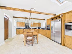 Annex dining kitchen- click for photo gallery